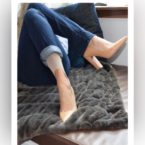 Keysocks Knee High No Show Socks - Picture 8 of 9